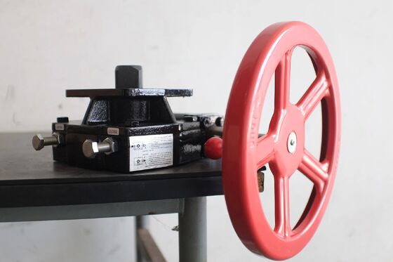 Ручной редуктор с ручным управлением и ручным колесом с двусторонним алюминиевым корпусом для пневматических приводов