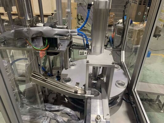 Полно-автоматическая горизонтальная заполнительная машина с многоголовым заполнительным клапаном, пневматическим подъемом и управлением ПЛК для стеклянного клея, силиконового клея и уплотнительного клея